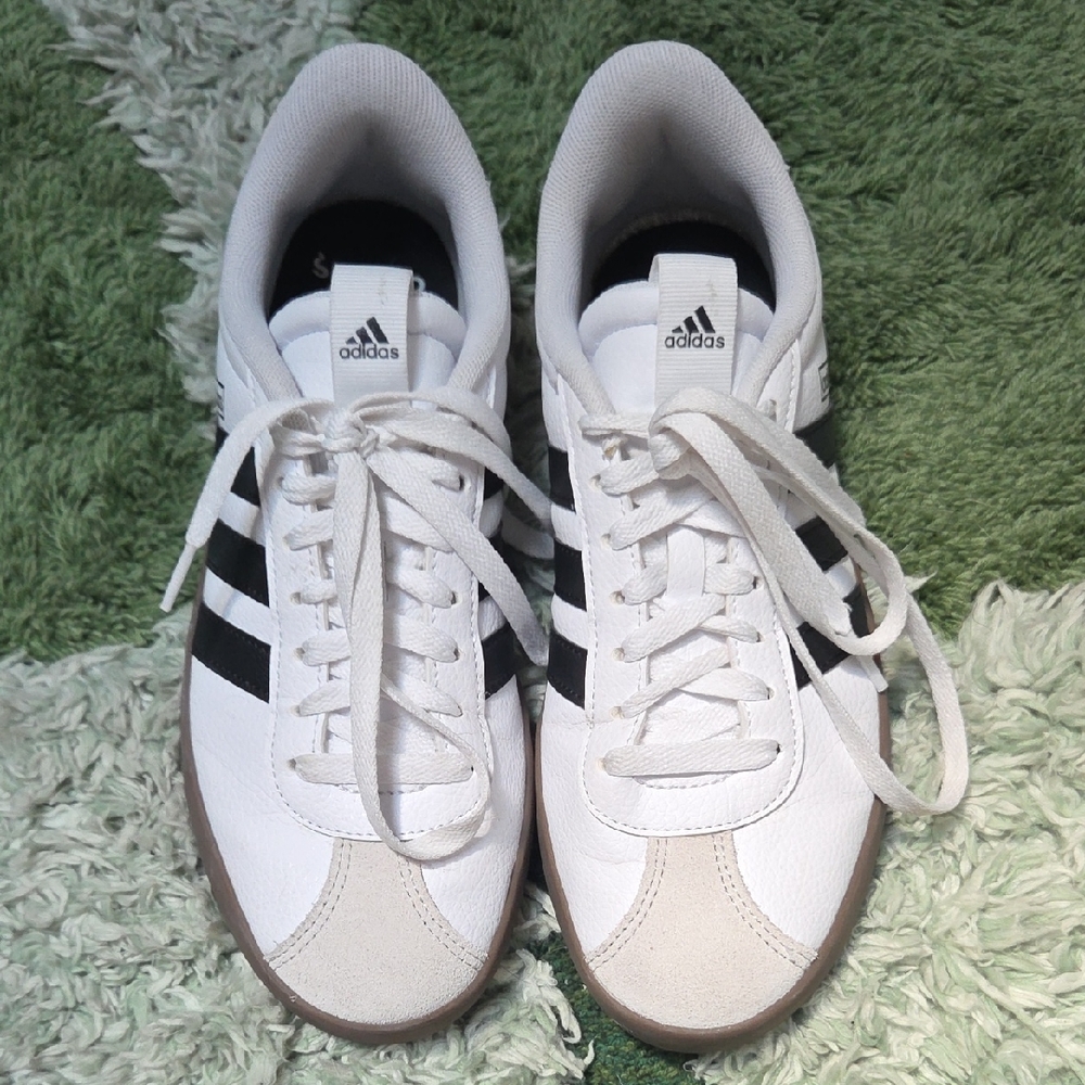 Adidas Women's Court VL 3.0 Sneakers
